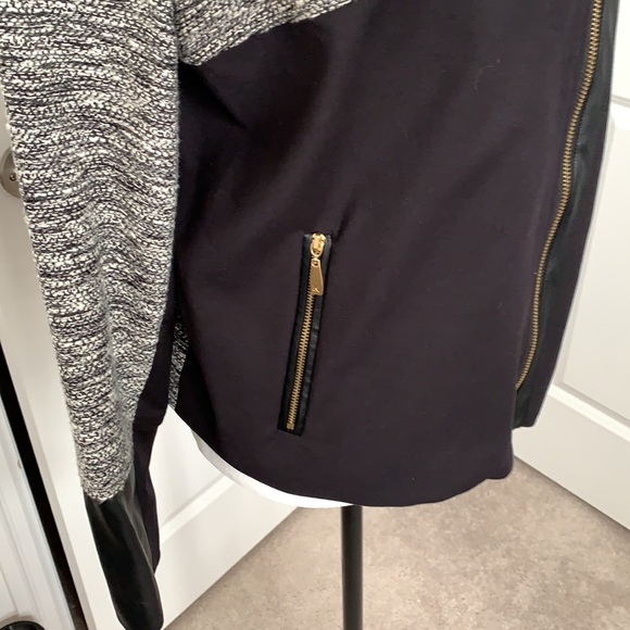 Peter Nygard jacket with black leather partial sleeves and collar size 10 - Picture 2 of 6